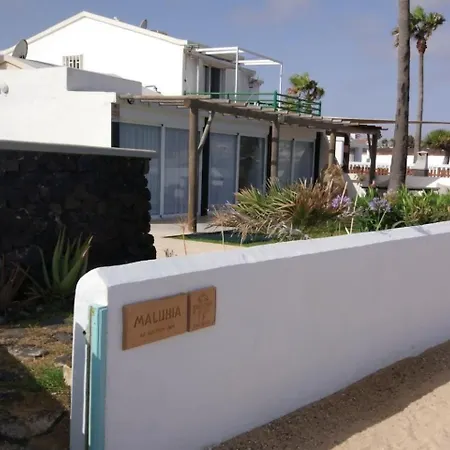 Villa Maluhia Frente Al Mar Y Jacuzzi Corralejo