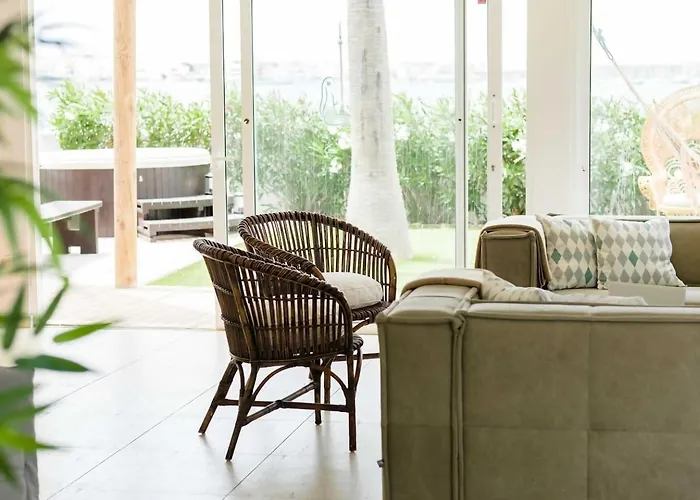 Villa Maluhia Frente Al Mar Y Jacuzzi, Corralejo